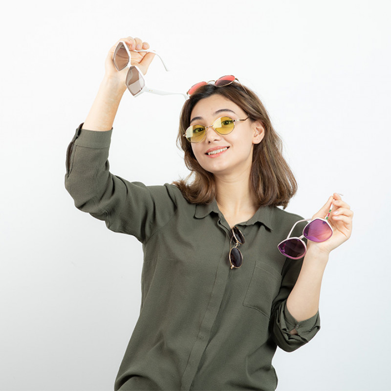 Các đương sự trên màn hình không phải là diễn viên